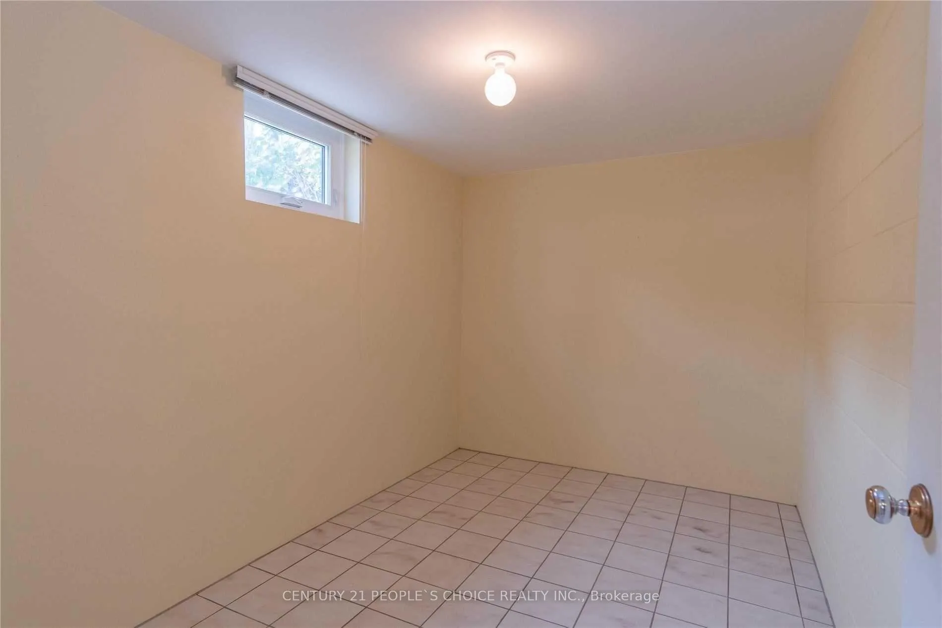 Photo 16 of 25 Darlington Drive, Hamilton, Gilbert — HOMEH