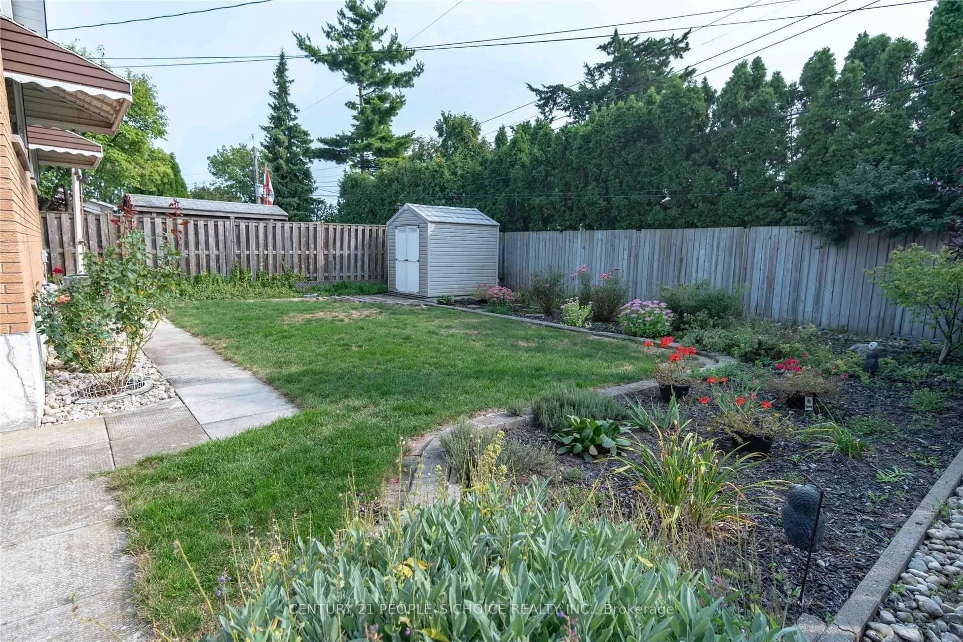 Photo 17 of 25 Darlington Drive, Hamilton, Gilbert — HOMEH