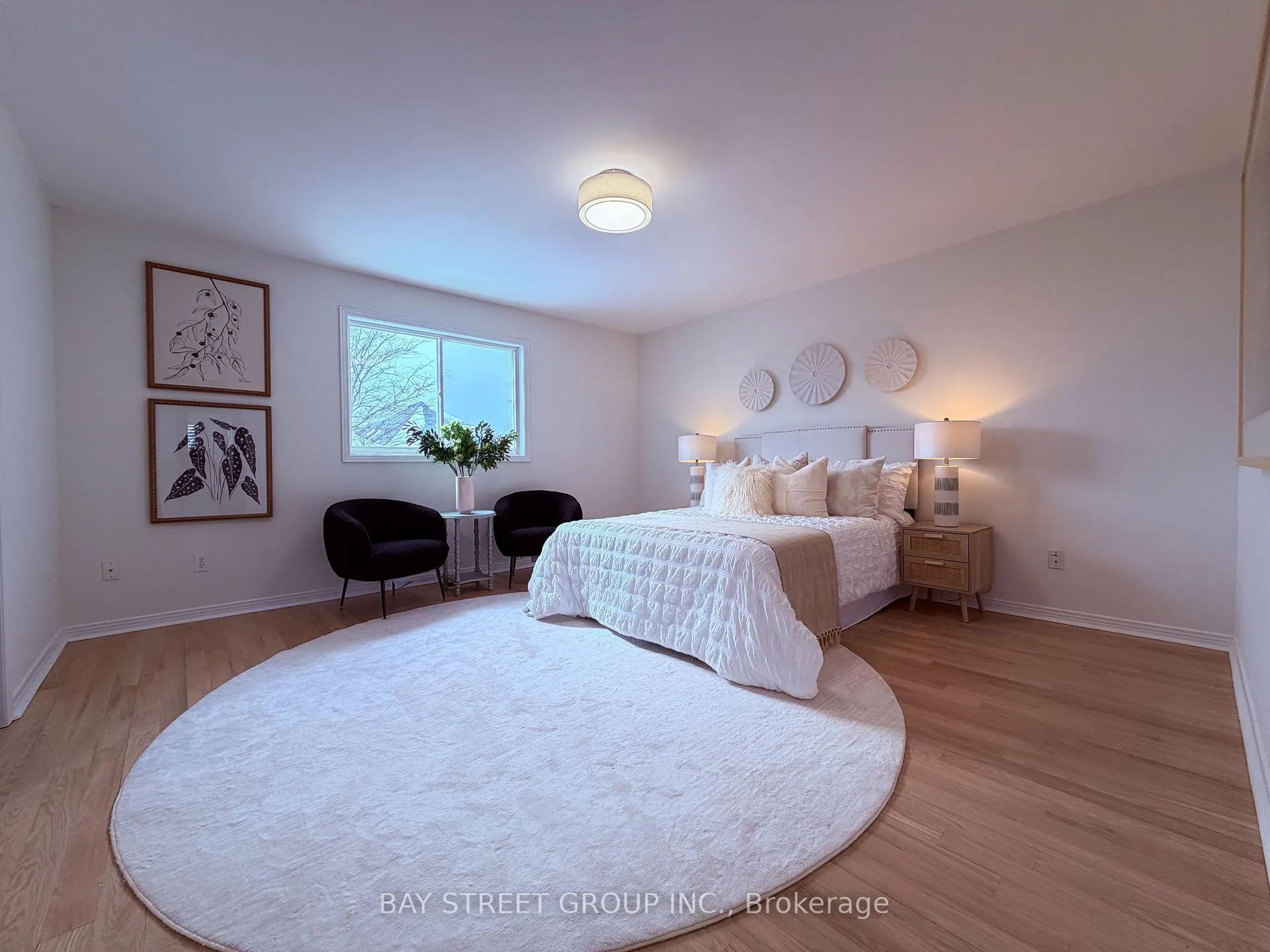 Photo 8 of 26 Campden Place, Markham, Berczy — HOMEH