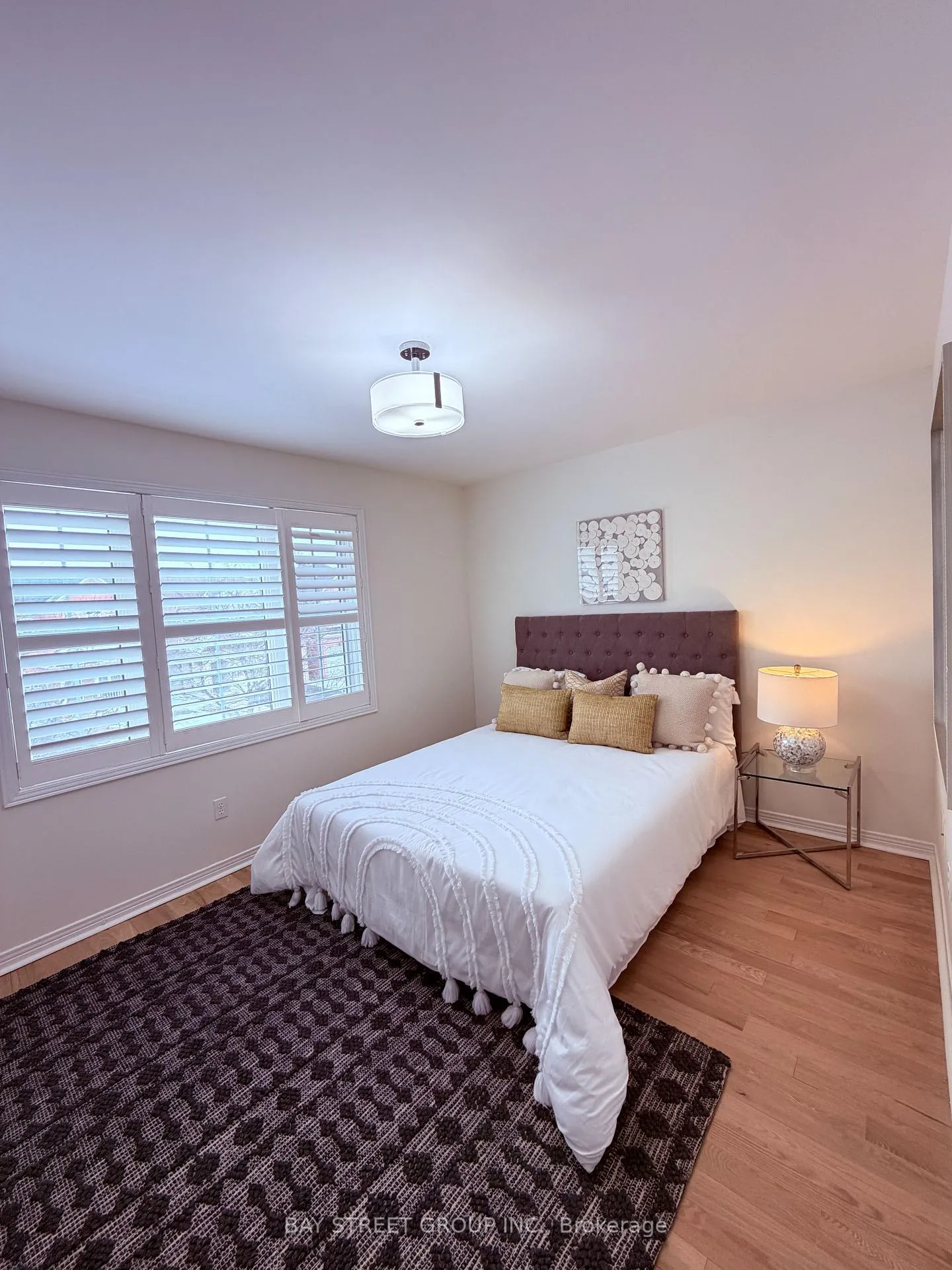 Photo 12 of 26 Campden Place, Markham, Berczy — HOMEH