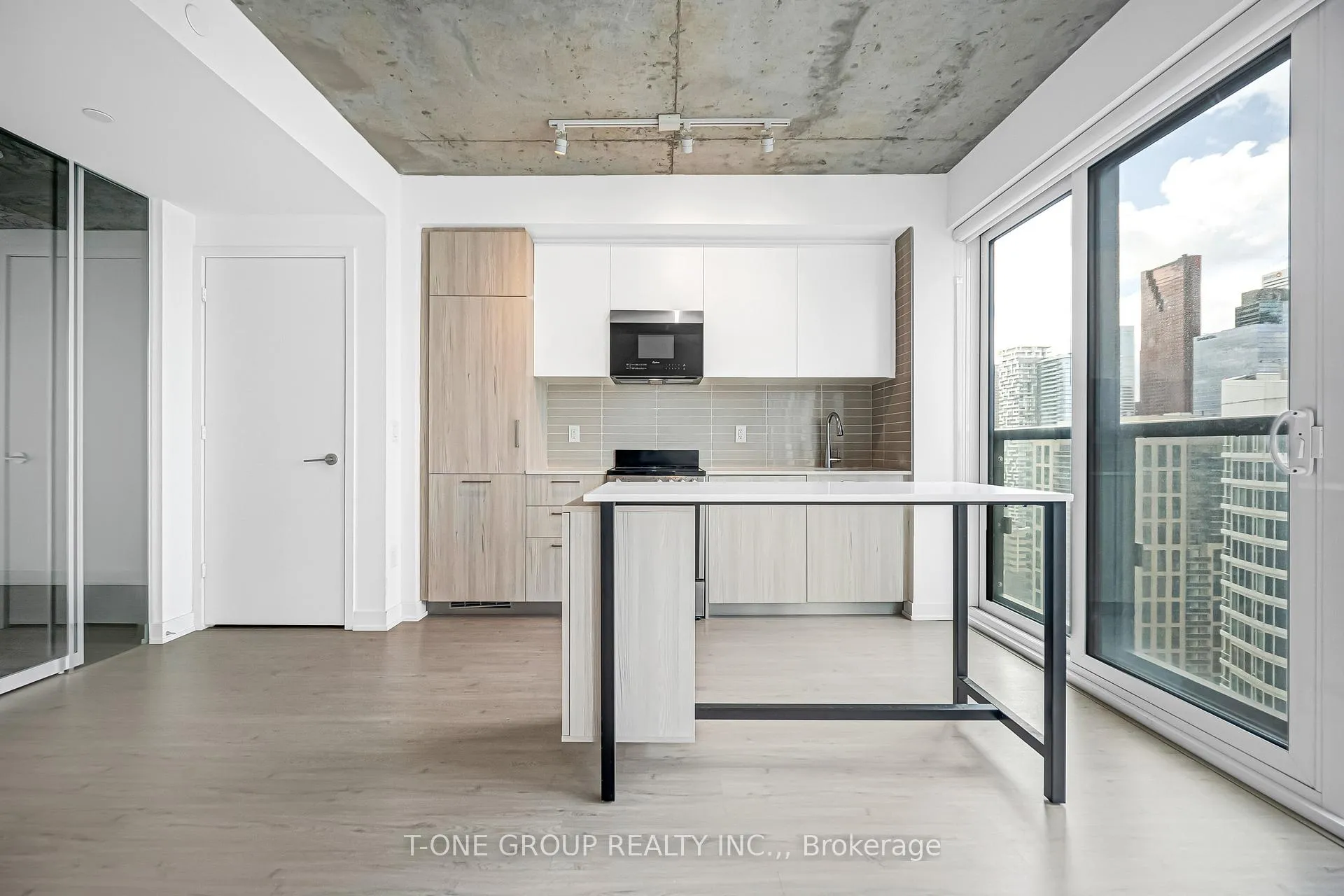 Photo 1 of Unit 2605, 65 Mutual Street, Toronto, Church-Yonge Corridor — HOMEH