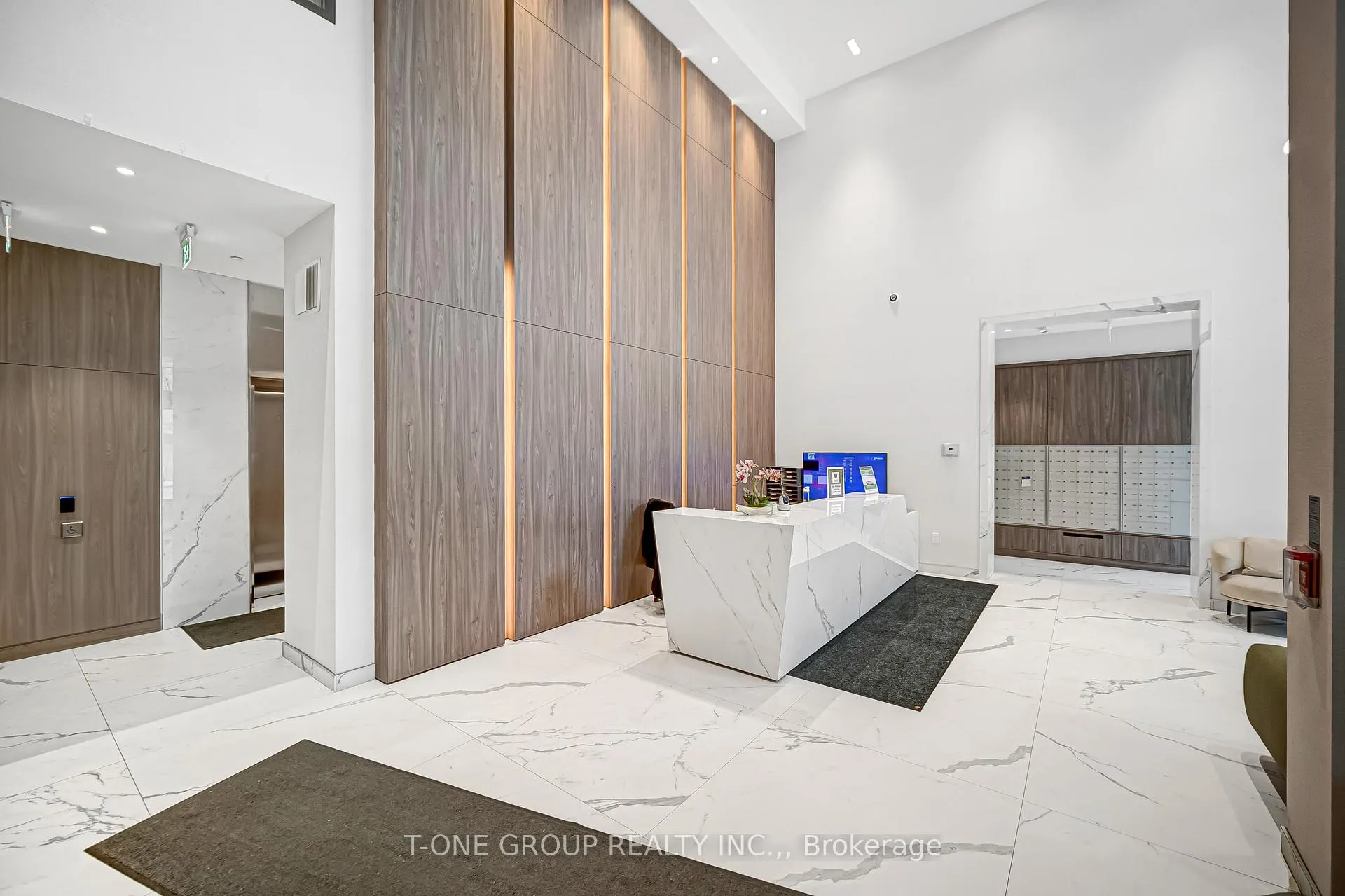 Photo 5 of Unit 2605, 65 Mutual Street, Toronto, Church-Yonge Corridor — HOMEH