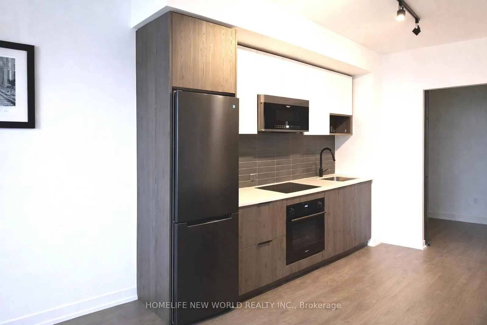 Photo 4 of Unit 306, 5 Defries Street, Toronto, Regent Park — HOMEH