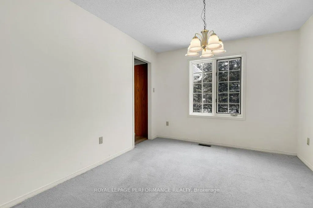 Photo 5 of 4540 Piperville Road, Ottawa, Carlsbad Springs — HOMEH