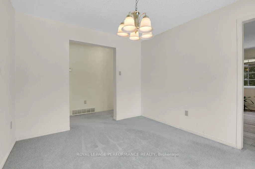 Photo 6 of 4540 Piperville Road, Ottawa, Carlsbad Springs — HOMEH