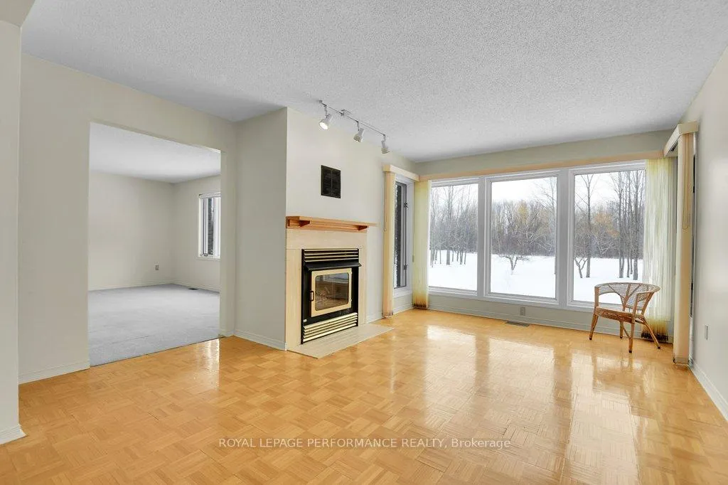 Photo 11 of 4540 Piperville Road, Ottawa, Carlsbad Springs — HOMEH