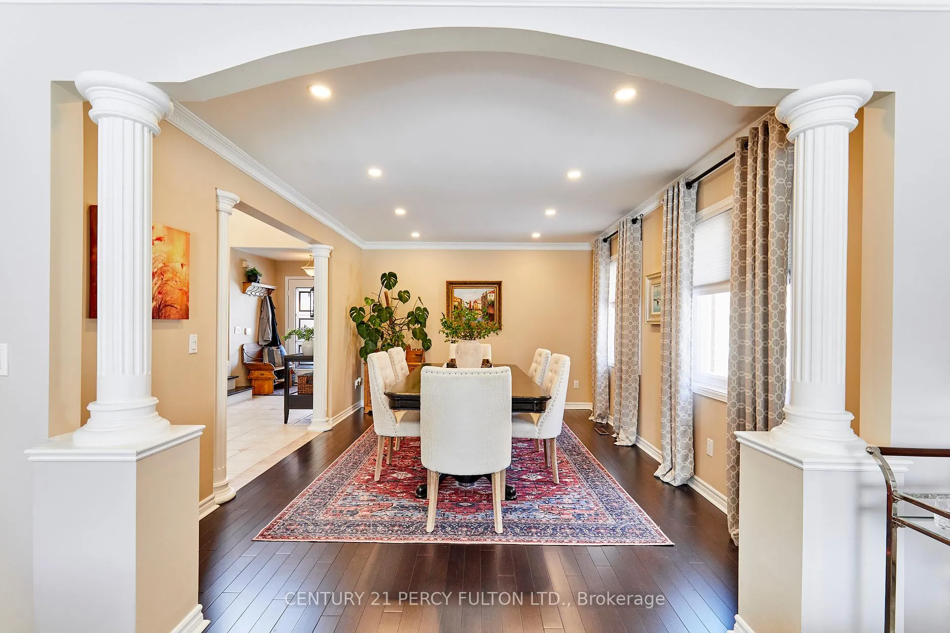 Photo 15 of 581 Carlton Road, Markham, Unionville — HOMEH
