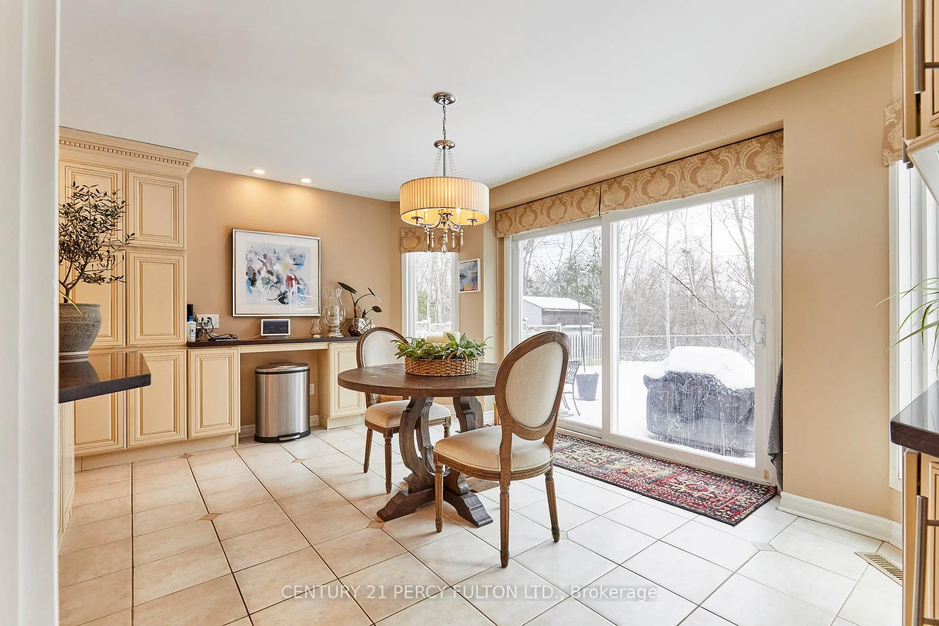 Photo 21 of 581 Carlton Road, Markham, Unionville — HOMEH