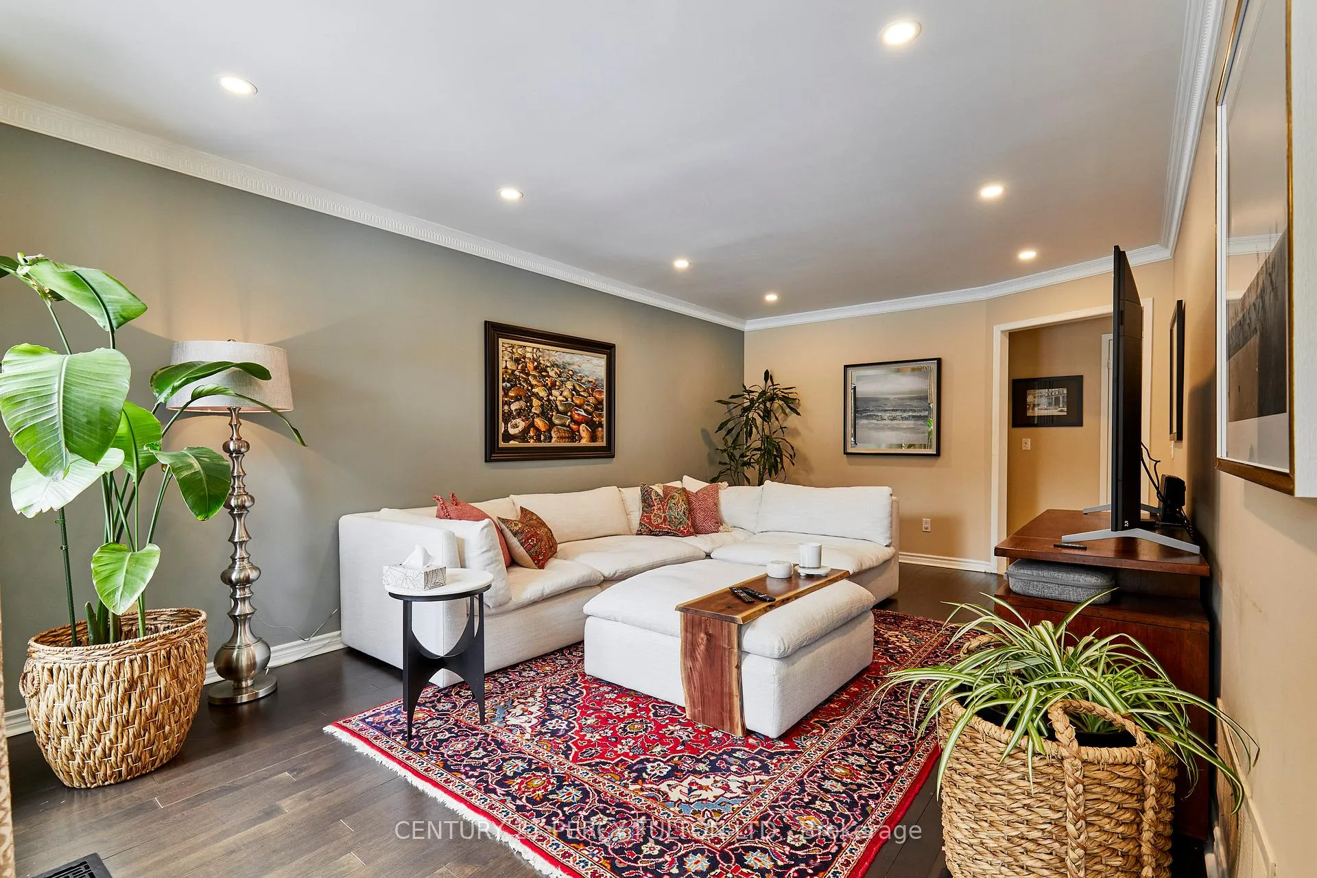 Photo 22 of 581 Carlton Road, Markham, Unionville — HOMEH