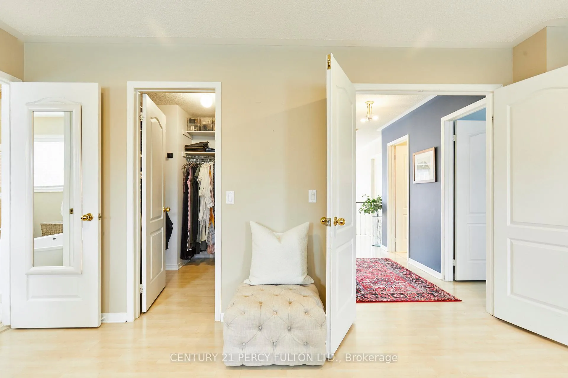 Photo 26 of 581 Carlton Road, Markham, Unionville — HOMEH