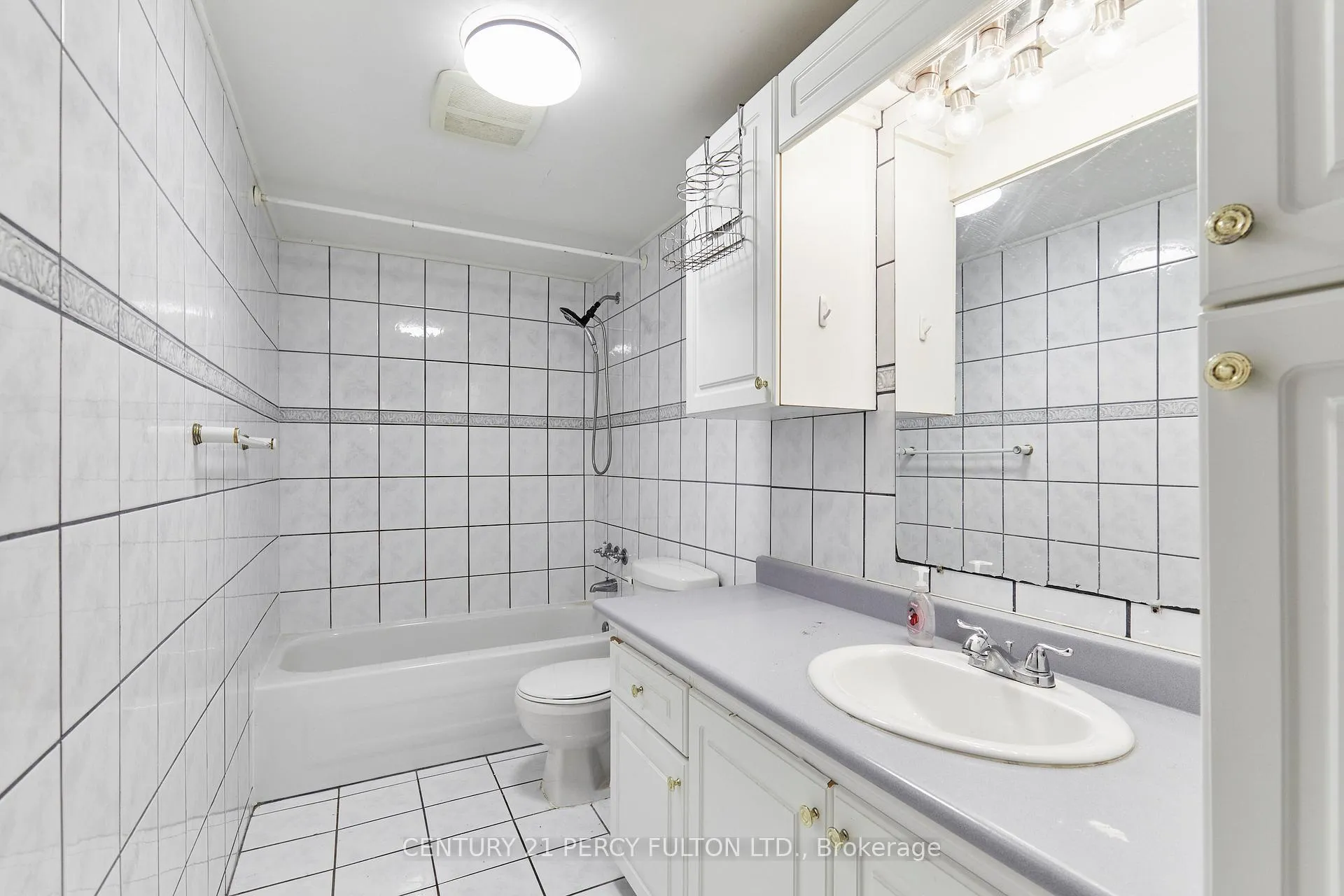 Photo 46 of 581 Carlton Road, Markham, Unionville — HOMEH