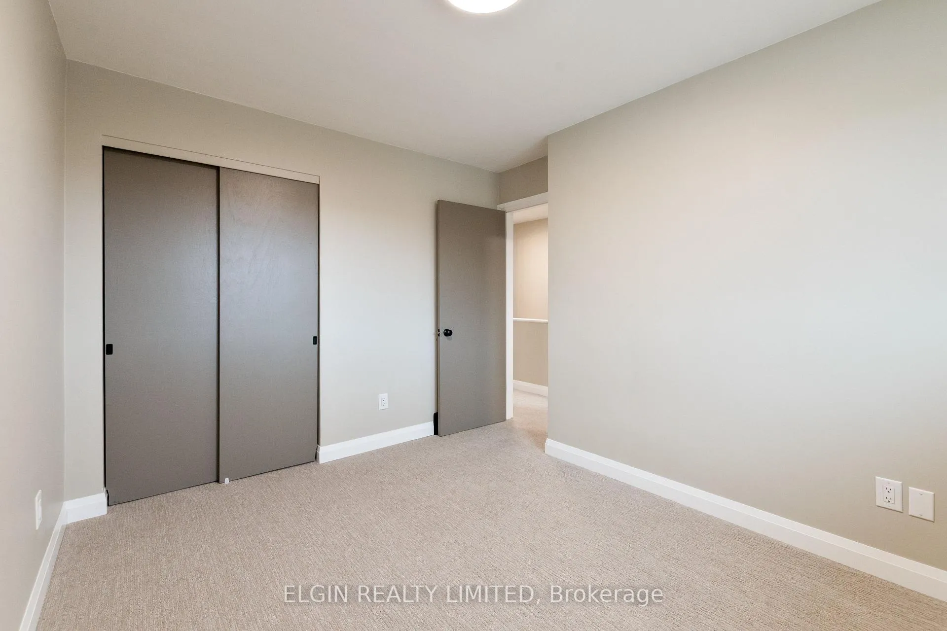 Photo 21 of 427 Forest Avenue, St. Thomas — HOMEH