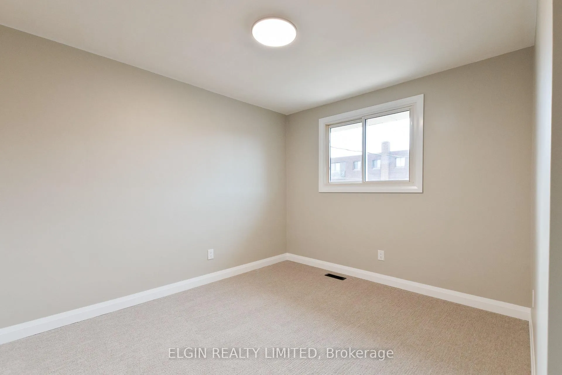 Photo 22 of 427 Forest Avenue, St. Thomas — HOMEH