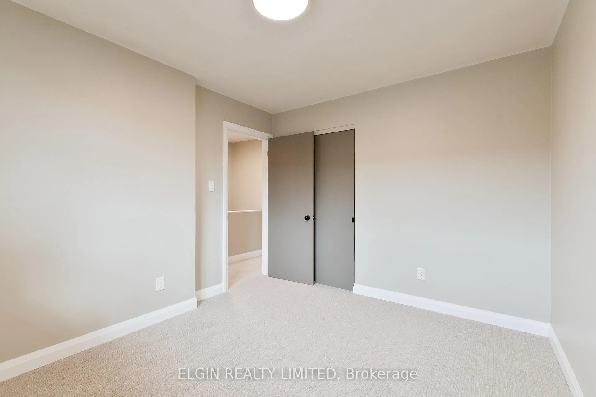 Photo 23 of 427 Forest Avenue, St. Thomas — HOMEH