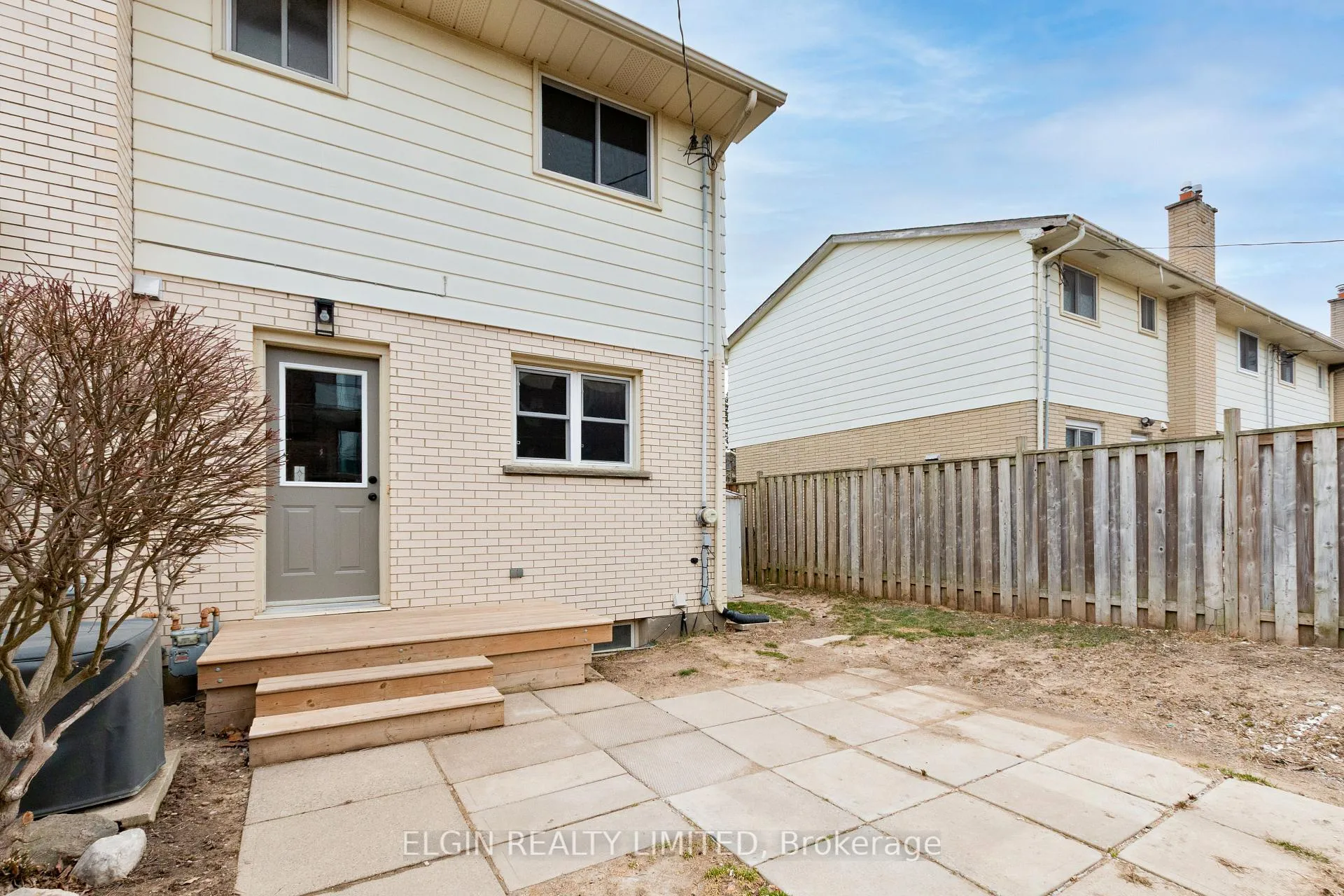 Photo 32 of 427 Forest Avenue, St. Thomas — HOMEH