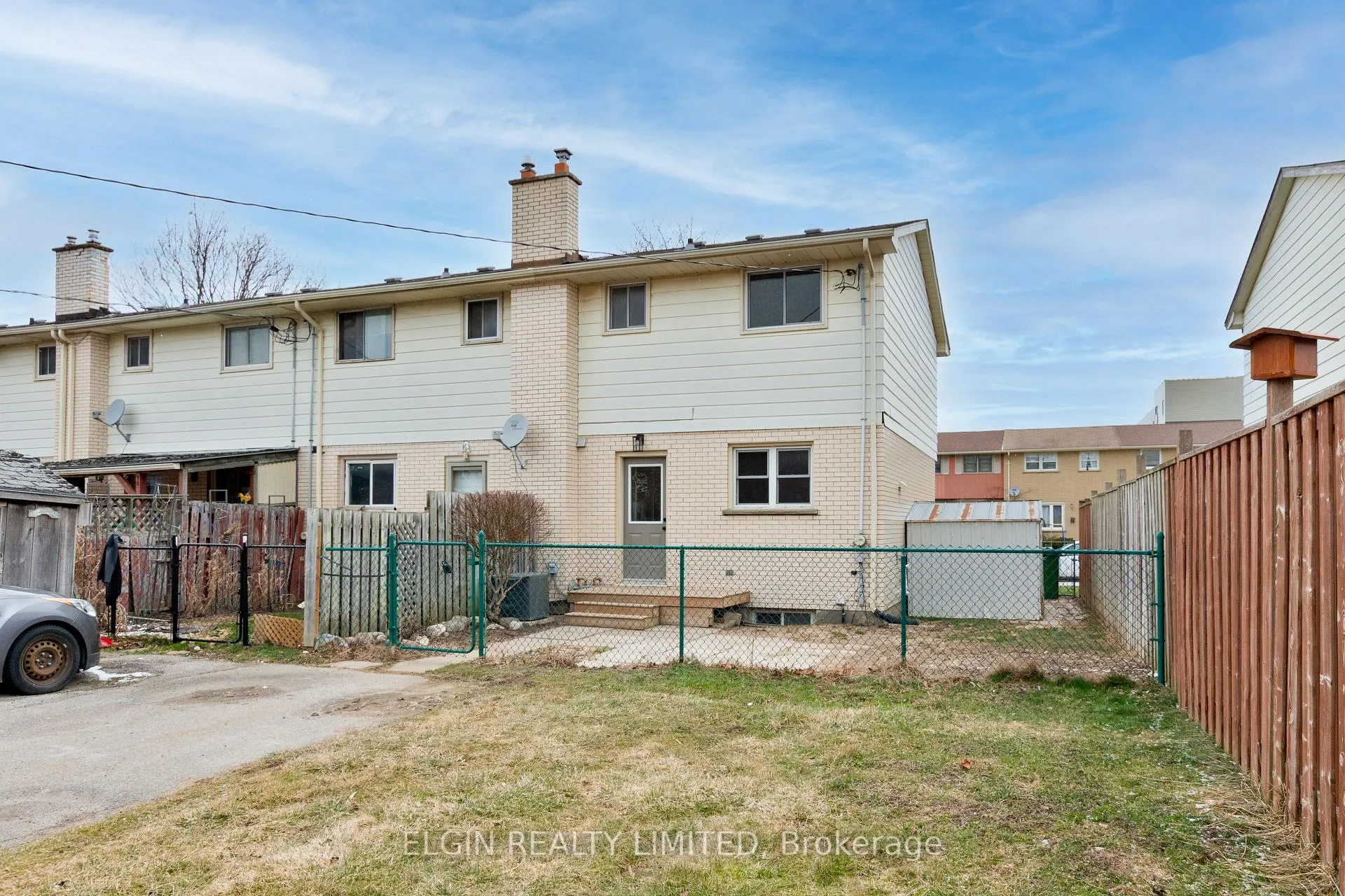 Photo 33 of 427 Forest Avenue, St. Thomas — HOMEH