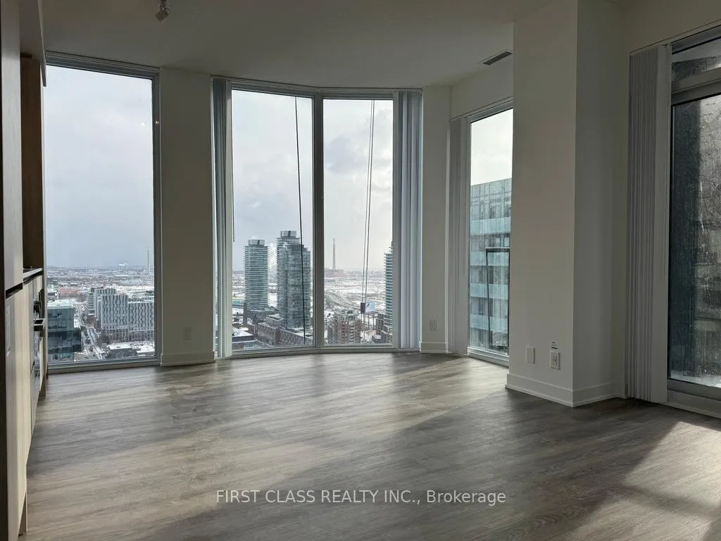 Photo 4 of Unit 3306, 180 Front Street E, Toronto, Moss Park — HOMEH