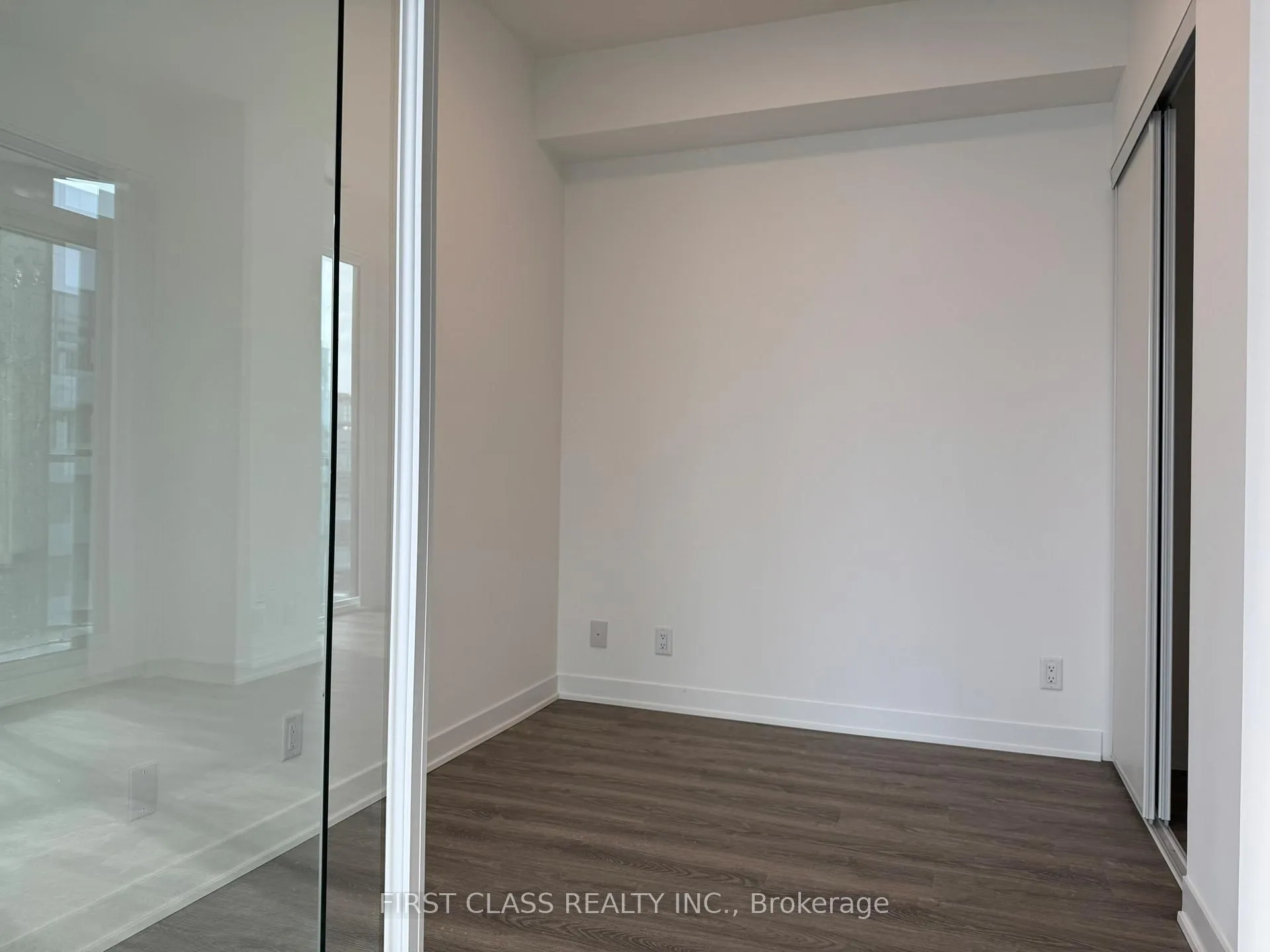 Photo 9 of Unit 3306, 180 Front Street E, Toronto, Moss Park — HOMEH