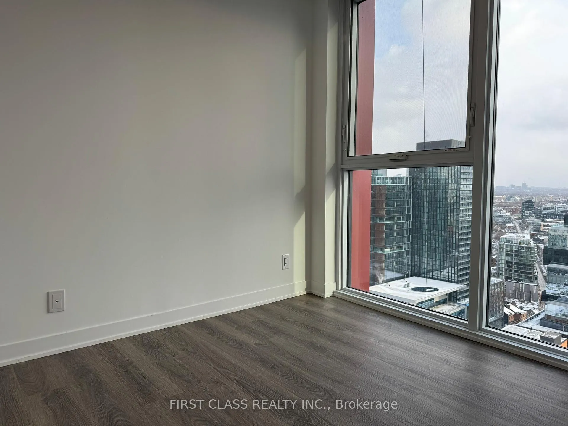 Photo 12 of Unit 3306, 180 Front Street E, Toronto, Moss Park — HOMEH