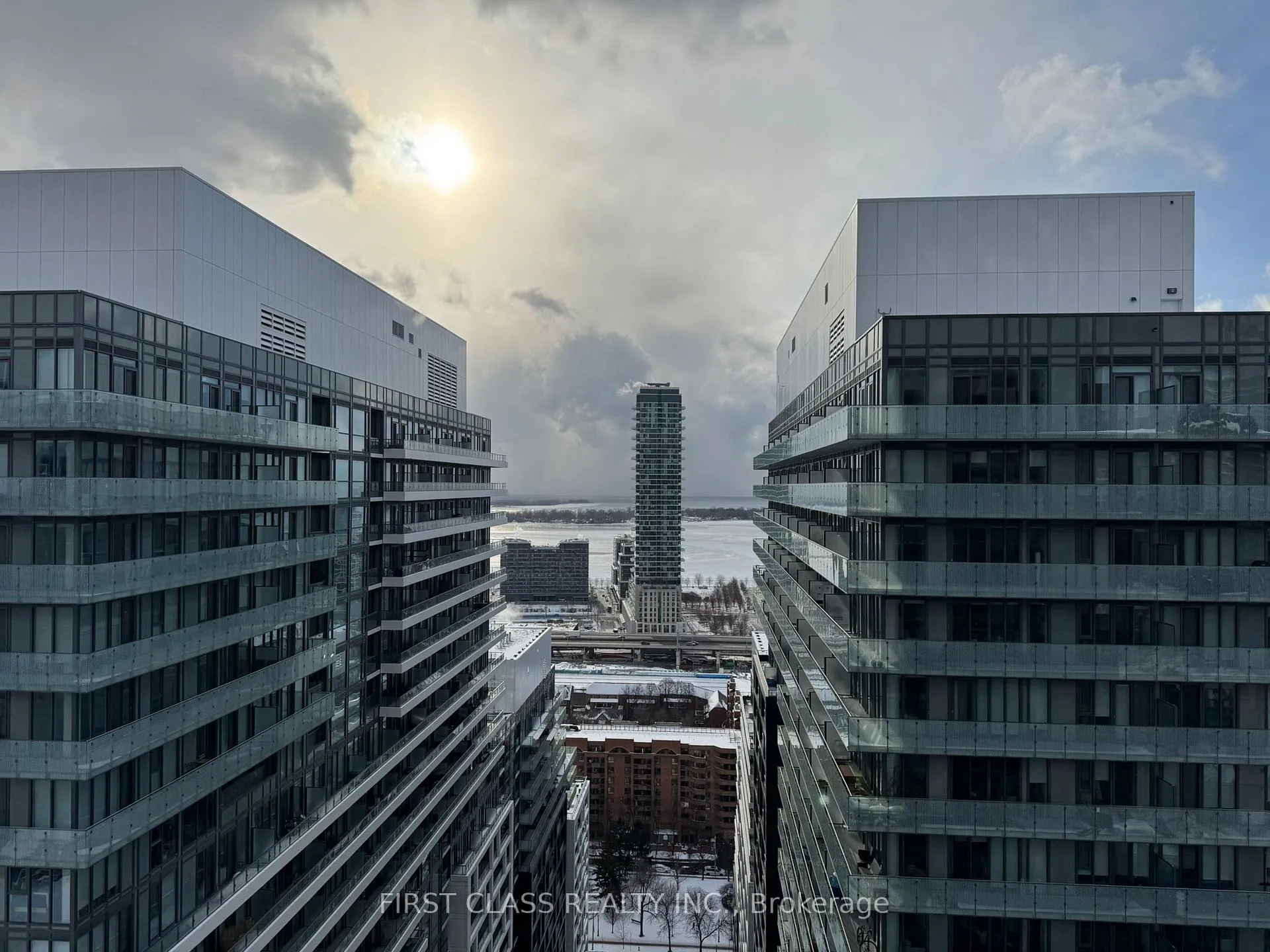 Photo 14 of Unit 3306, 180 Front Street E, Toronto, Moss Park — HOMEH