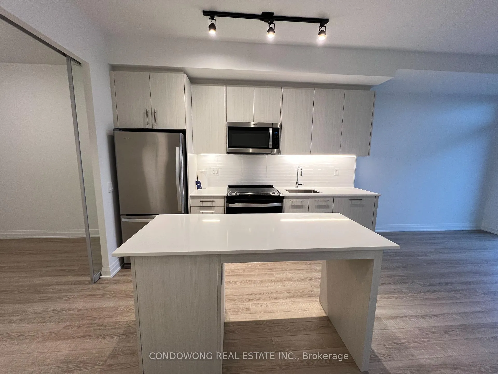 Photo 2 of Unit 1210, 286 Main Street, Toronto, East End-Danforth — HOMEH