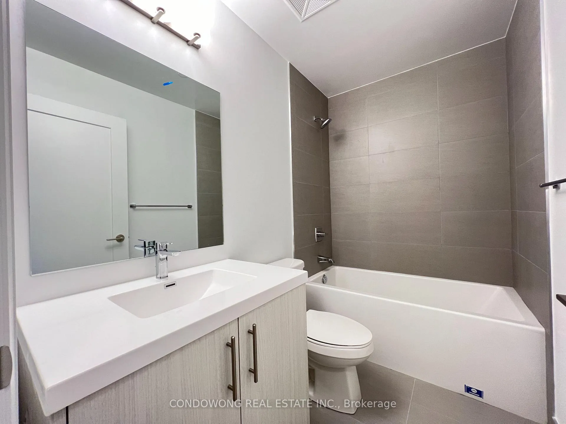 Photo 10 of Unit 1210, 286 Main Street, Toronto, East End-Danforth — HOMEH