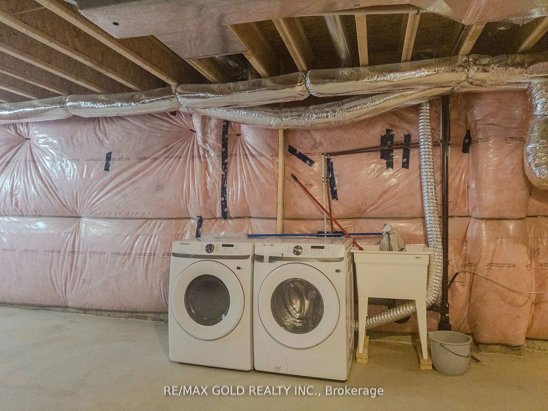 Photo 15 of 75 George Brier Drive, Brant, Paris — HOMEH