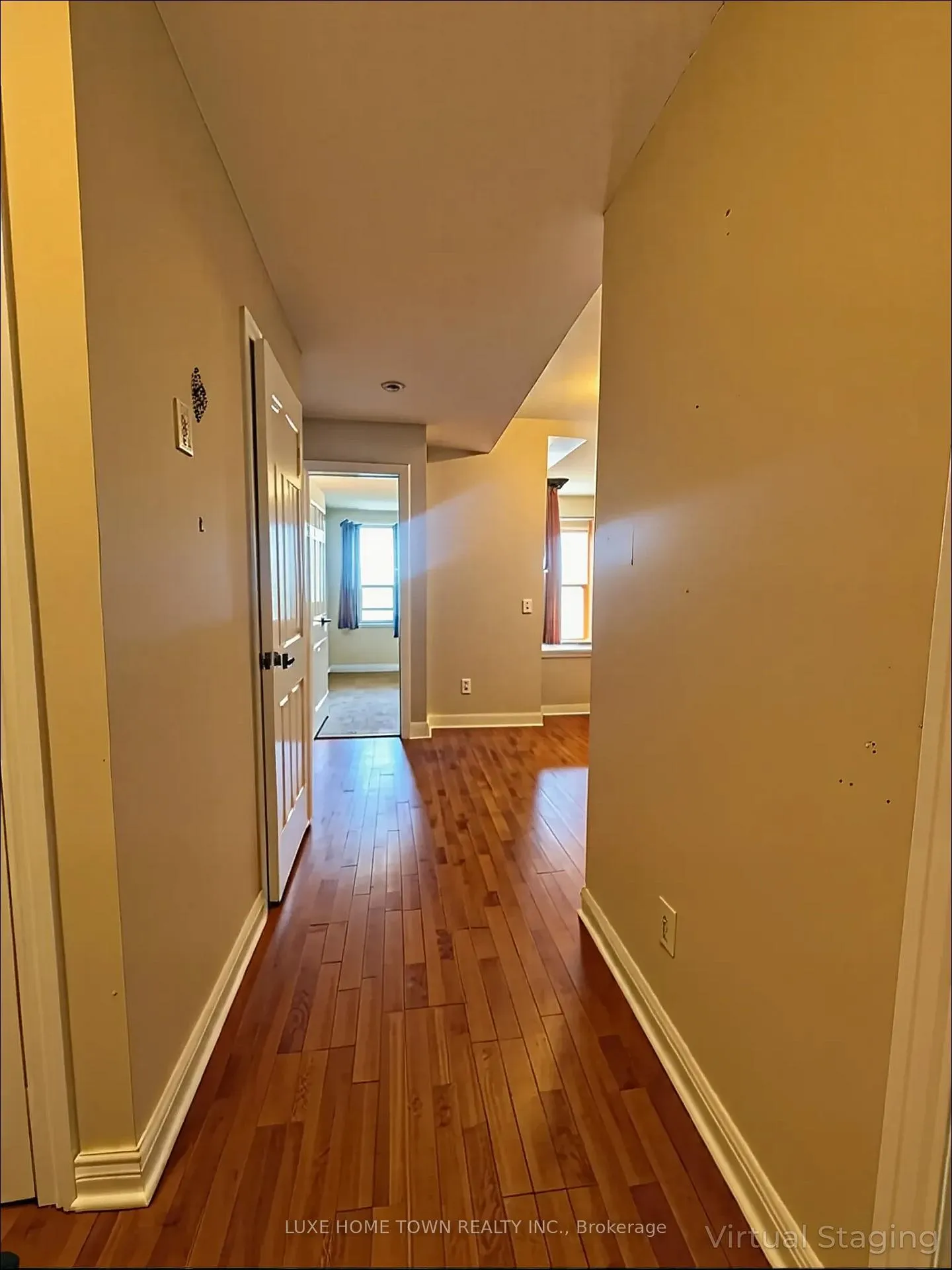Photo 5 of Unit 710, 135 James Street S, Hamilton, Corktown — HOMEH