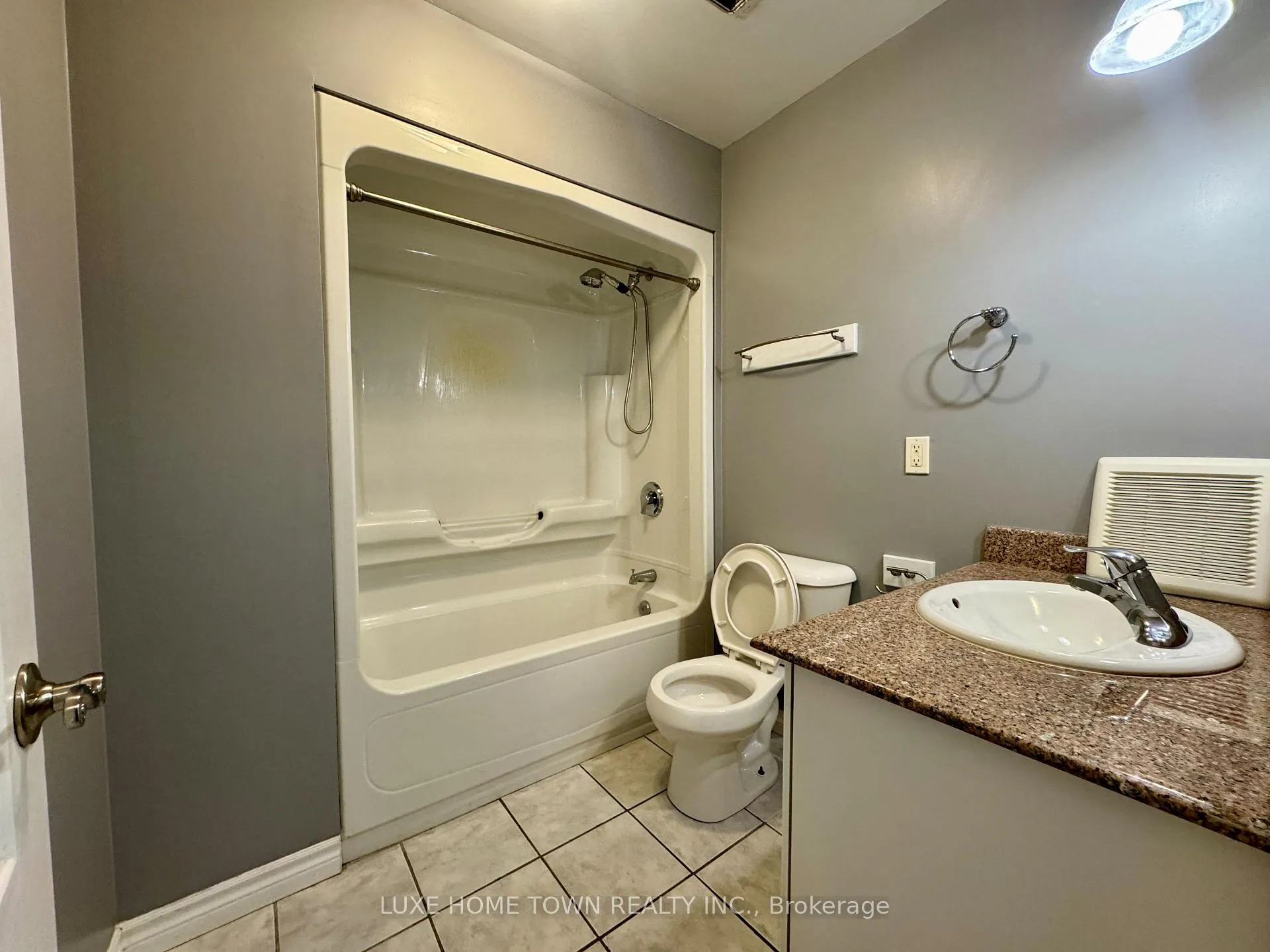 Photo 13 of Unit 710, 135 James Street S, Hamilton, Corktown — HOMEH