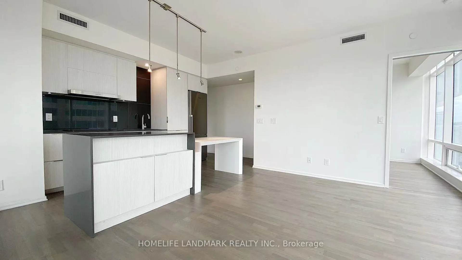 Photo 6 of Unit 2601, 1 Bloor Street E, Toronto, Church-Yonge Corridor — HOMEH