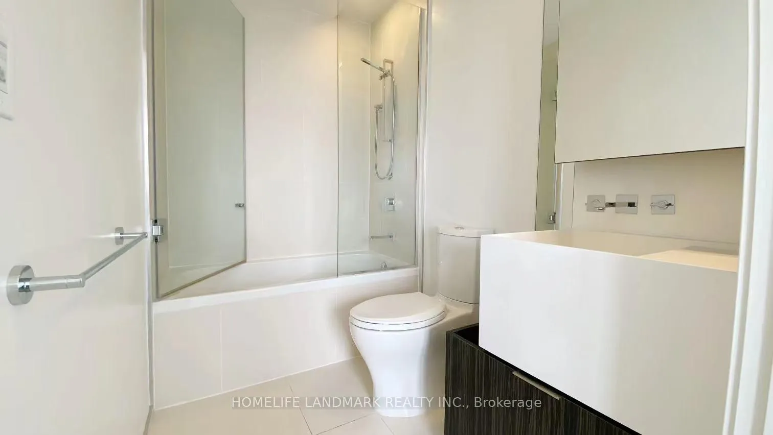 Photo 11 of Unit 2601, 1 Bloor Street E, Toronto, Church-Yonge Corridor — HOMEH
