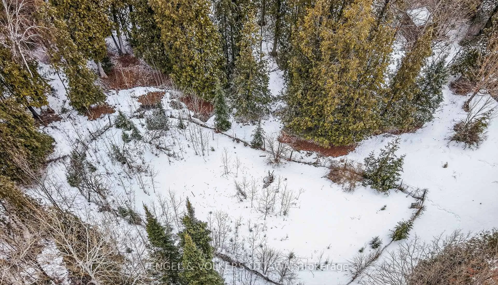 Photo 6 of 2485 Marshwood Road, Ottawa, Huntley Ward (North West) — HOMEH