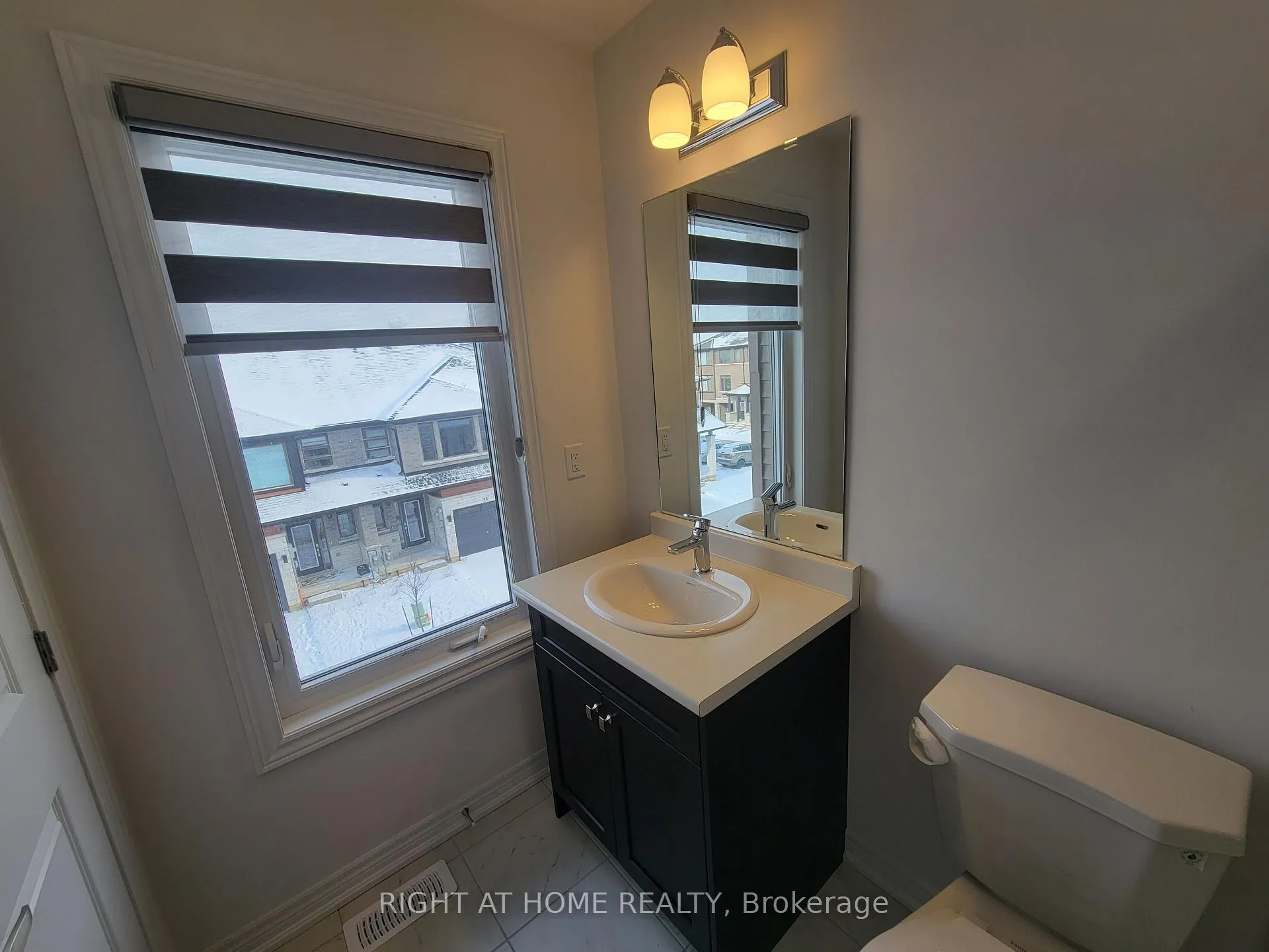 Photo 12 of Unit 12, 120 Court Drive, Brant, Paris — HOMEH