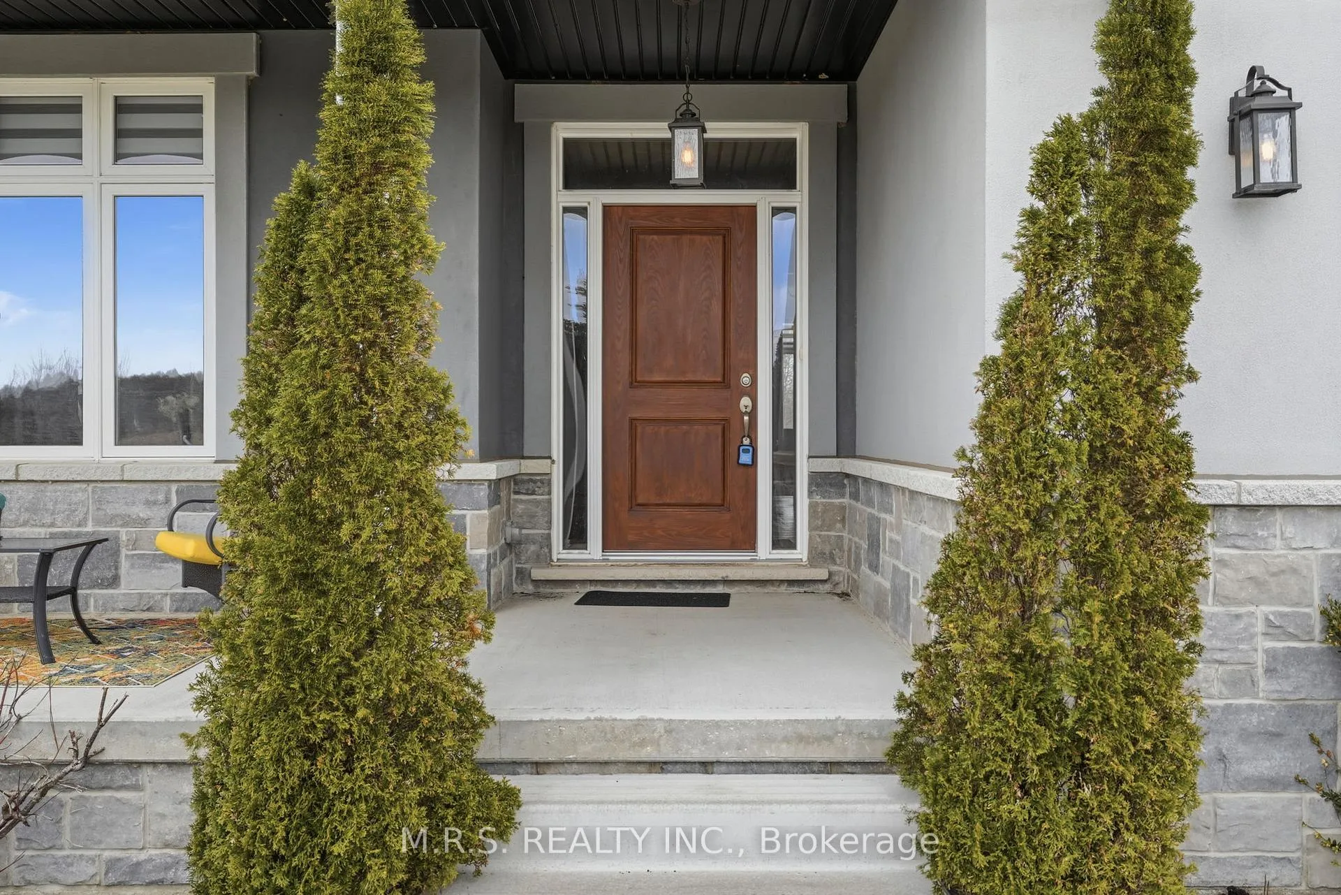 Photo 5 of 20 Chesswood Trail, Hamilton, Rural Flamborough — HOMEH