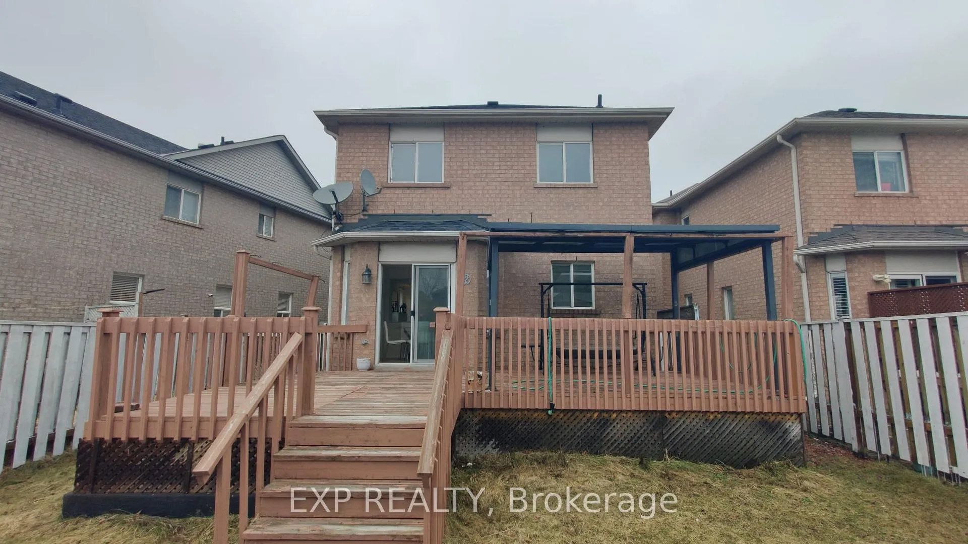 Photo 2 of 4 Secord Crescent, Brampton, Fletcher's Meadow — HOMEH