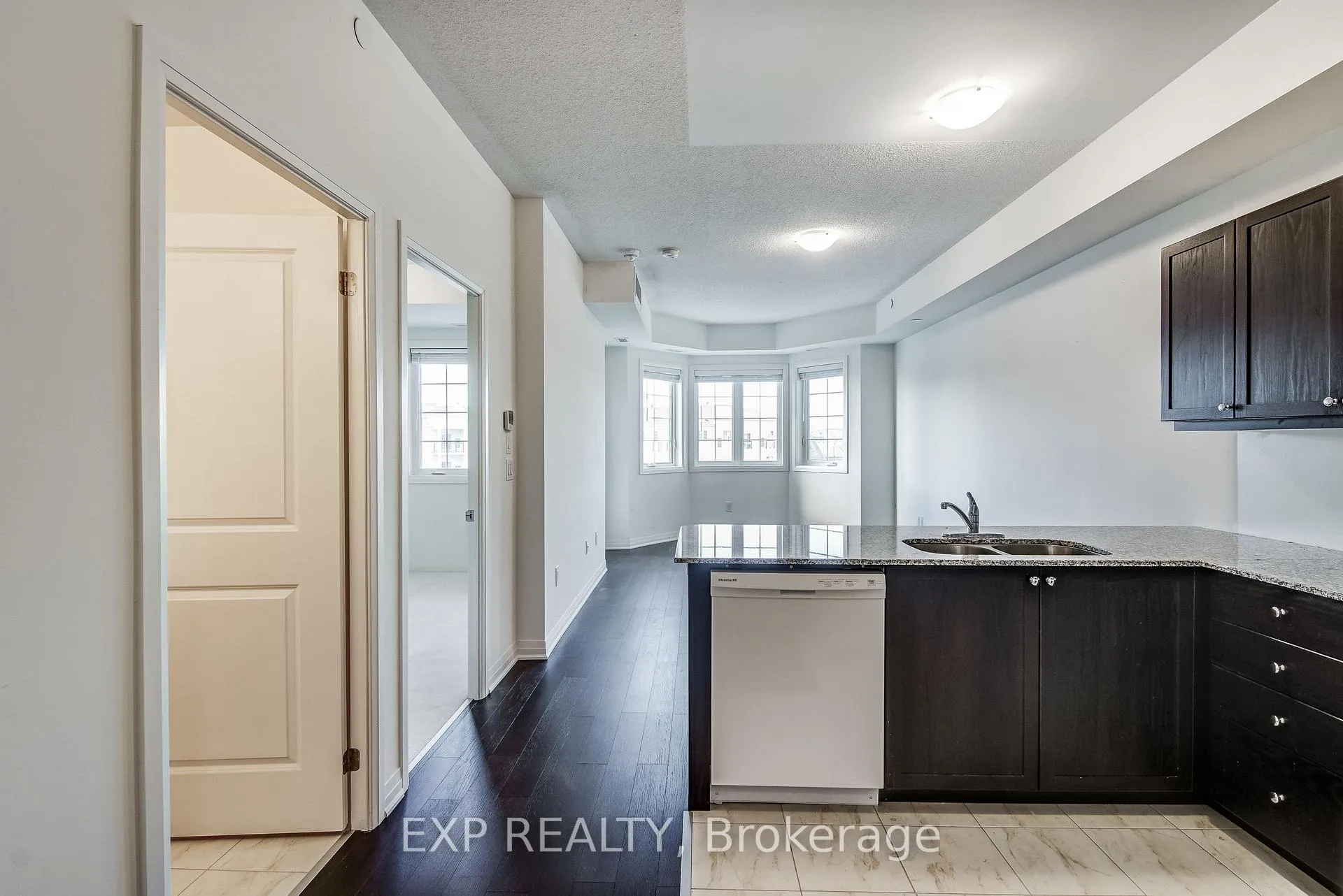 Photo 8 of Unit 401, 80 Shipway Avenue, Clarington, Newcastle — HOMEH