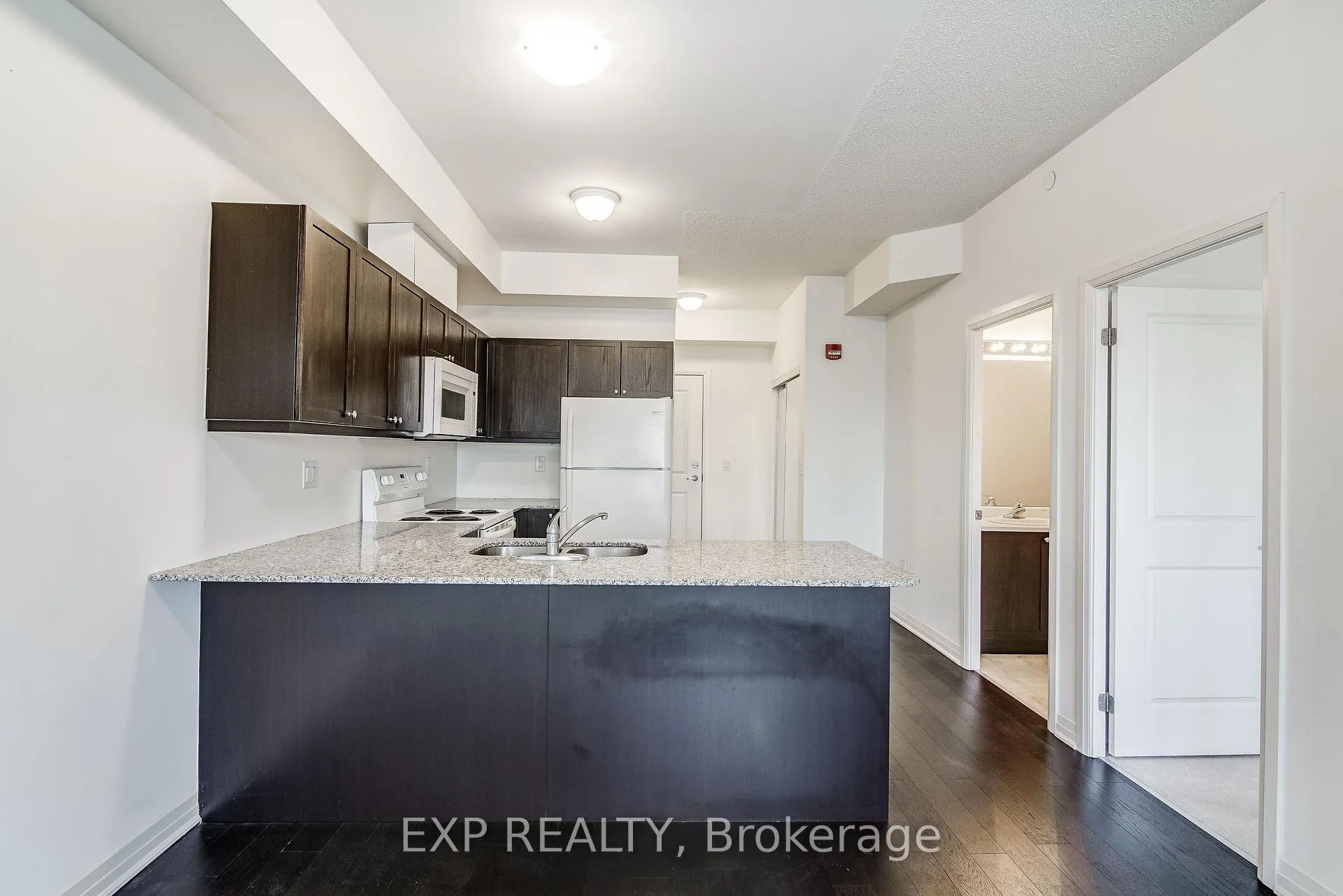 Photo 11 of Unit 401, 80 Shipway Avenue, Clarington, Newcastle — HOMEH