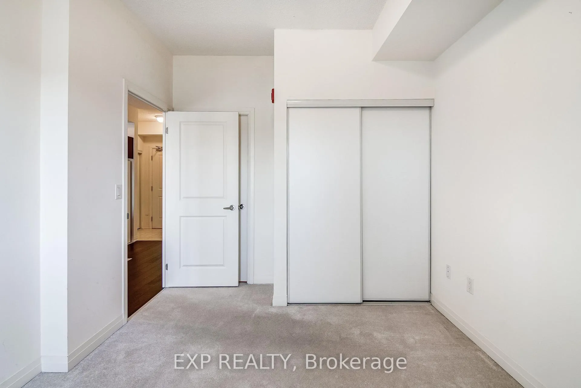 Photo 14 of Unit 401, 80 Shipway Avenue, Clarington, Newcastle — HOMEH