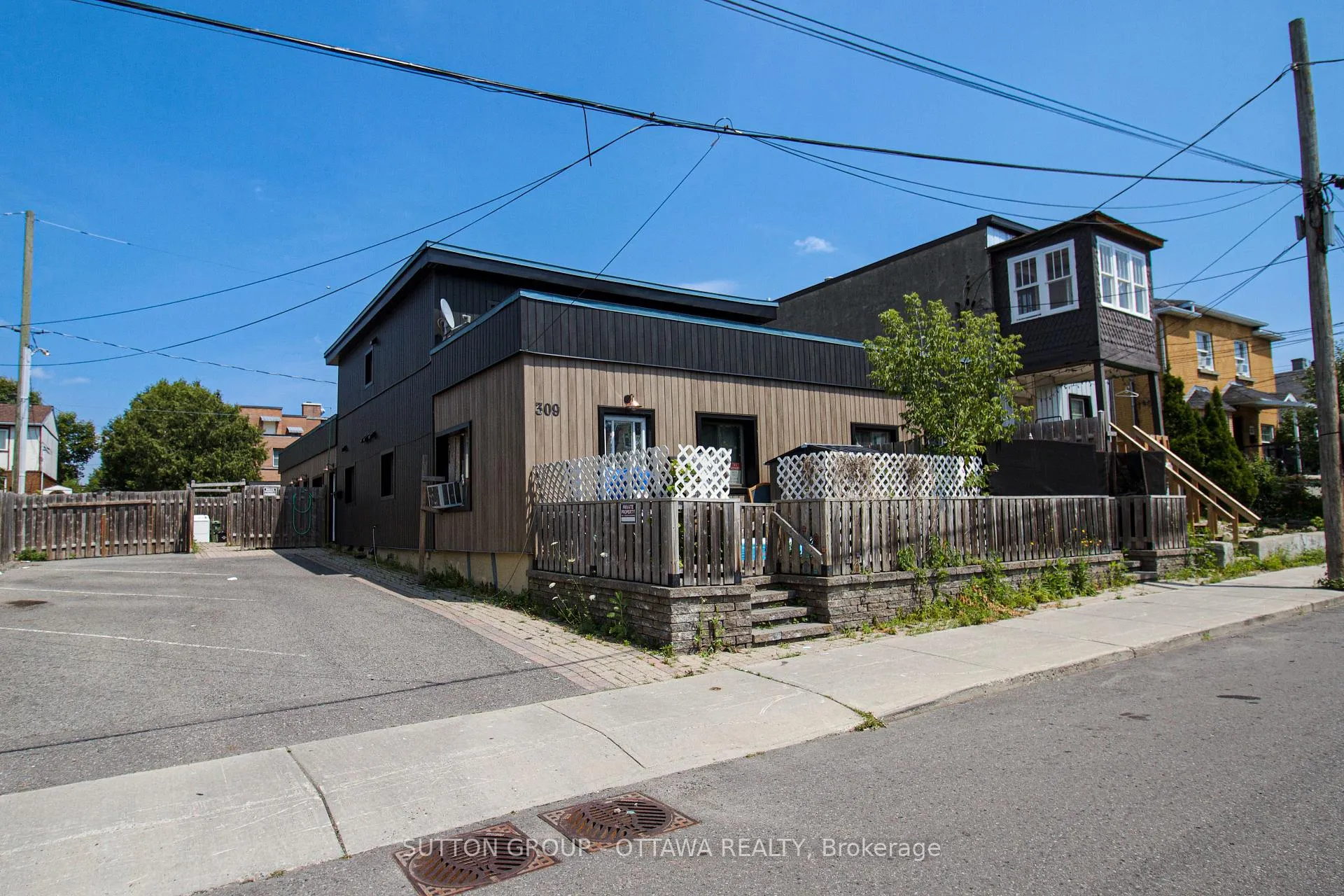 Photo 2 of 309 Cyr Avenue, Ottawa, Vanier — HOMEH