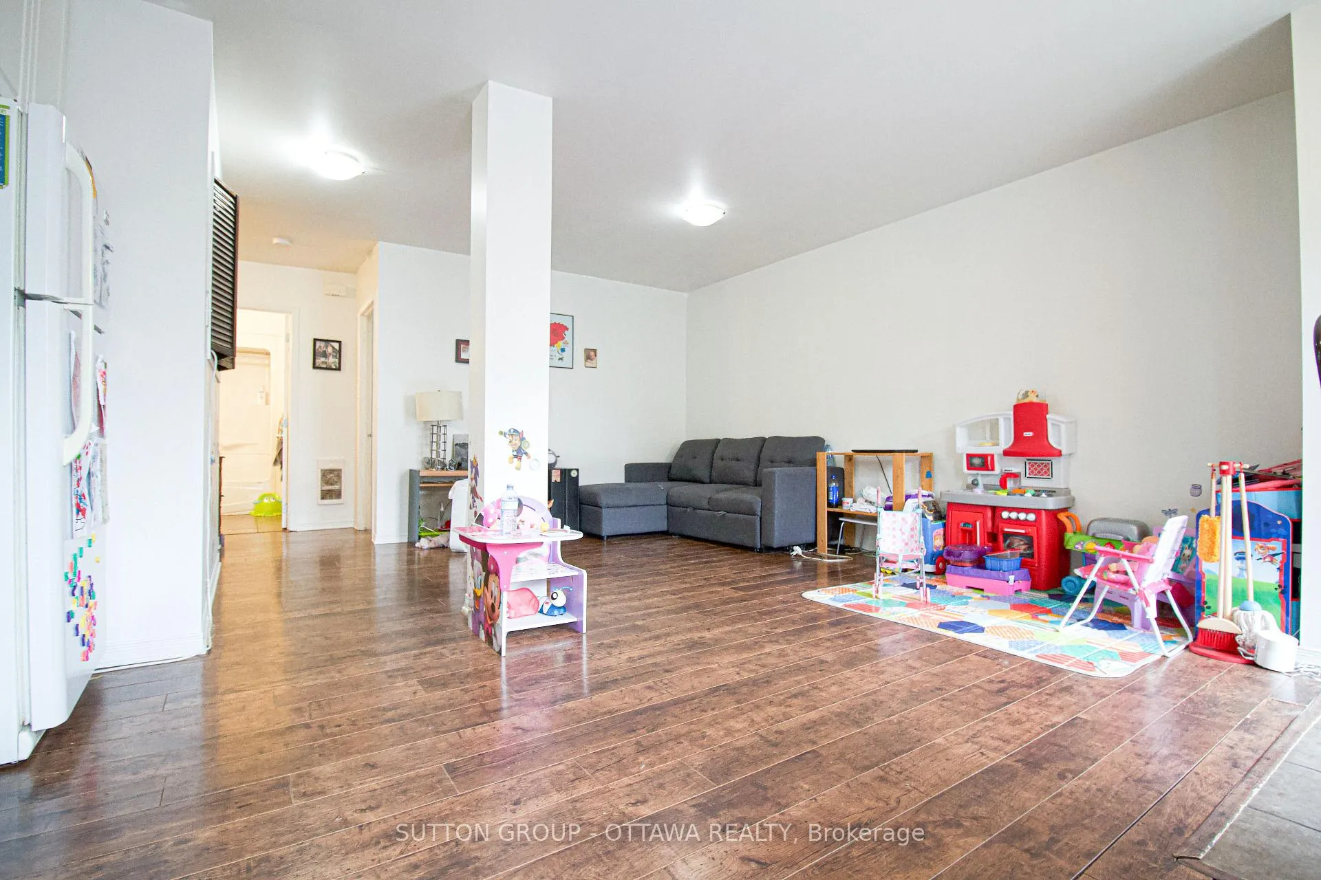 Photo 10 of 309 Cyr Avenue, Ottawa, Vanier — HOMEH