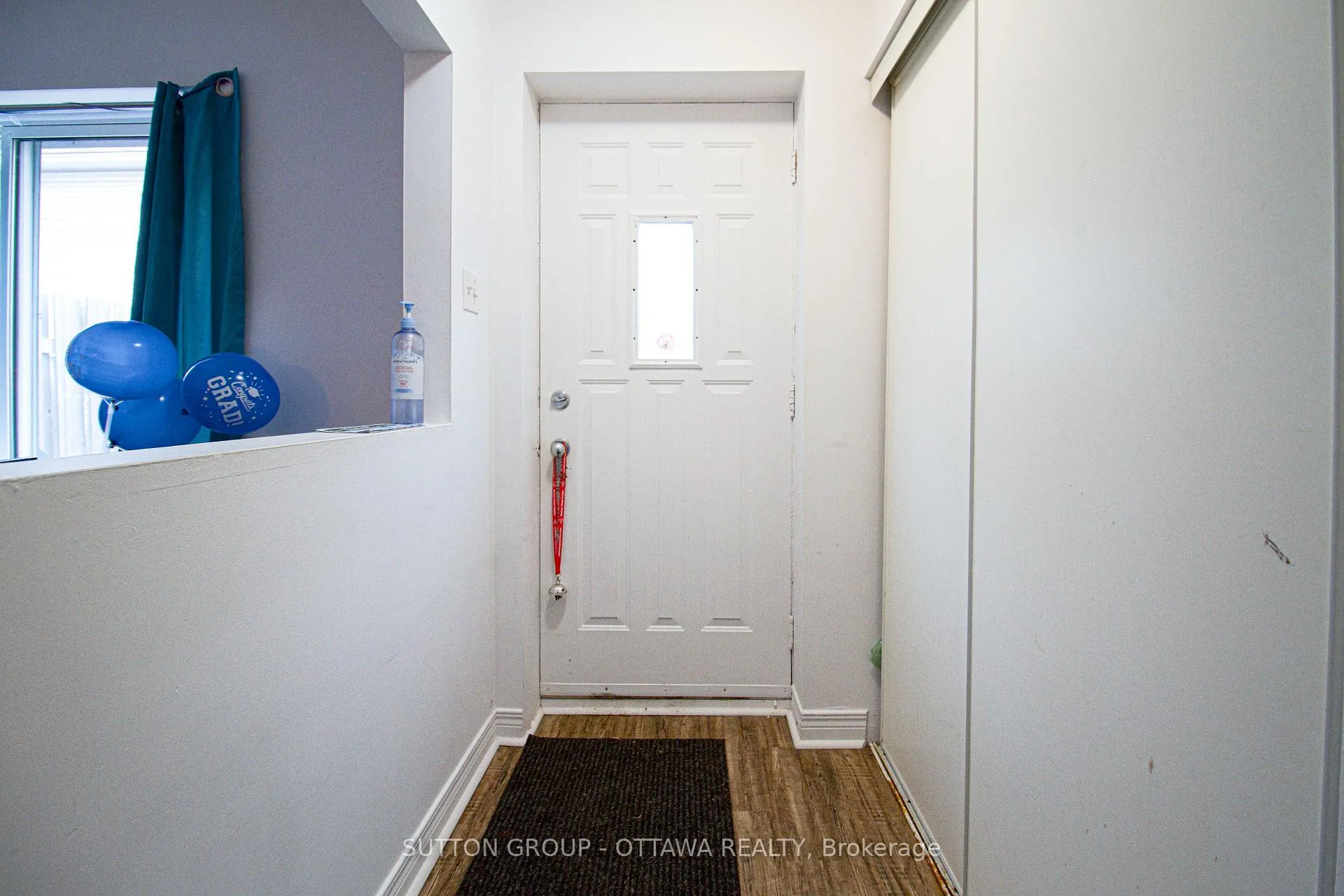 Photo 28 of 309 Cyr Avenue, Ottawa, Vanier — HOMEH