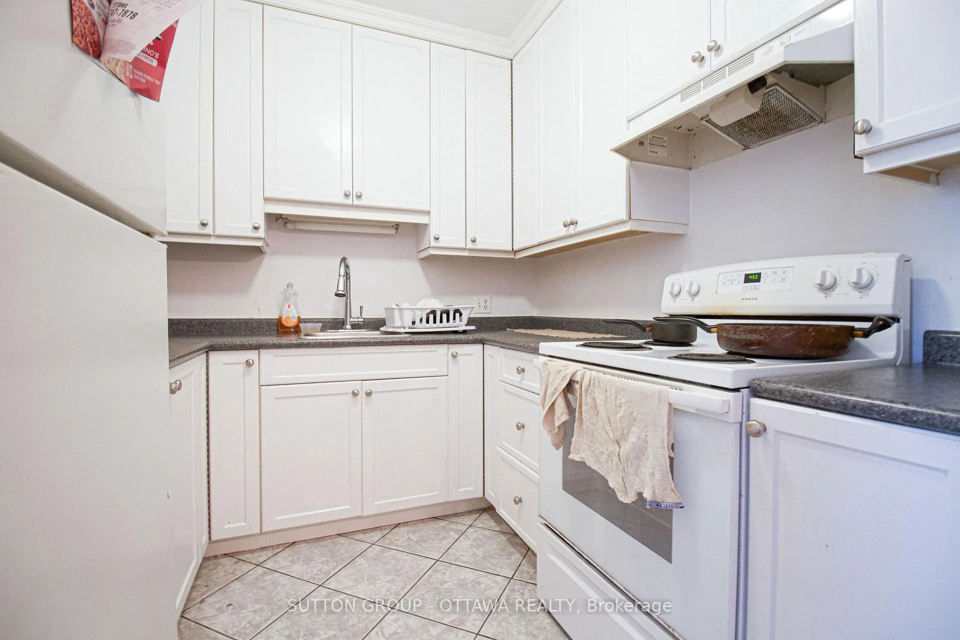 Photo 30 of 309 Cyr Avenue, Ottawa, Vanier — HOMEH