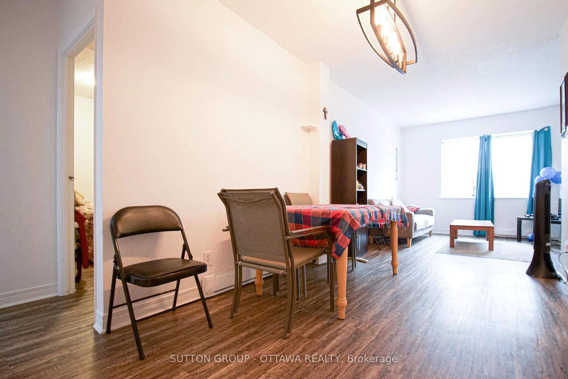 Photo 31 of 309 Cyr Avenue, Ottawa, Vanier — HOMEH