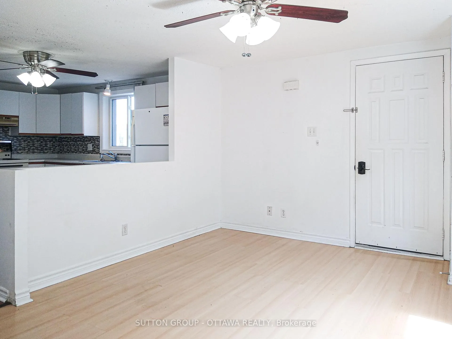 Photo 36 of 309 Cyr Avenue, Ottawa, Vanier — HOMEH