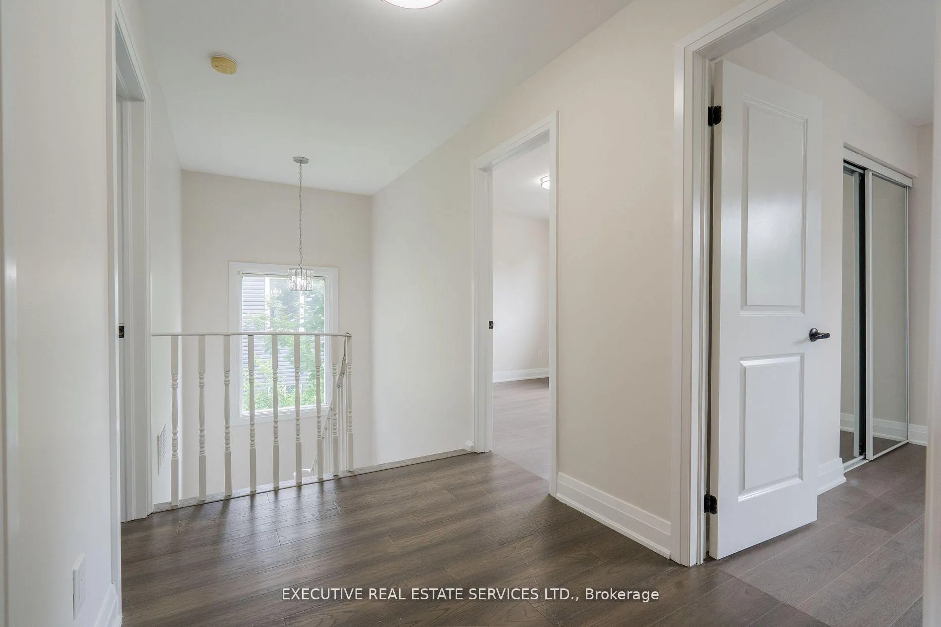 Photo 15 of 36 Blueridge Square, Brampton, Heart Lake West — HOMEH