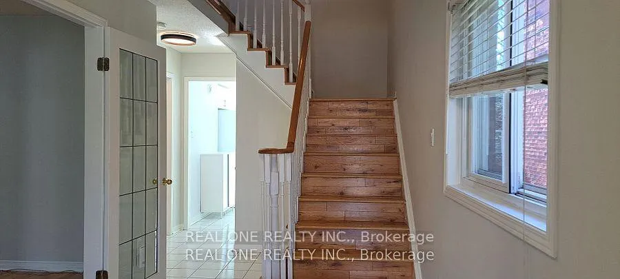 Photo 20 of 552 Marlatt Drive, Oakville, River Oaks — HOMEH