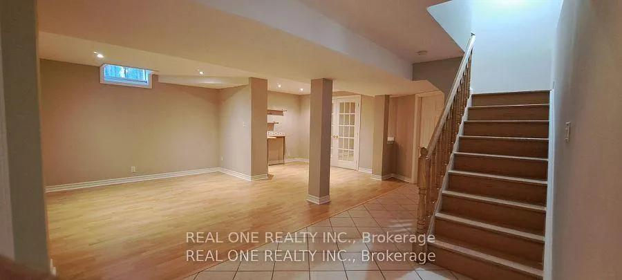 Photo 24 of 552 Marlatt Drive, Oakville, River Oaks — HOMEH