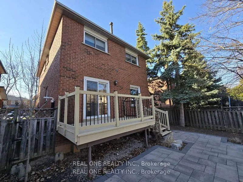 Photo 29 of 552 Marlatt Drive, Oakville, River Oaks — HOMEH
