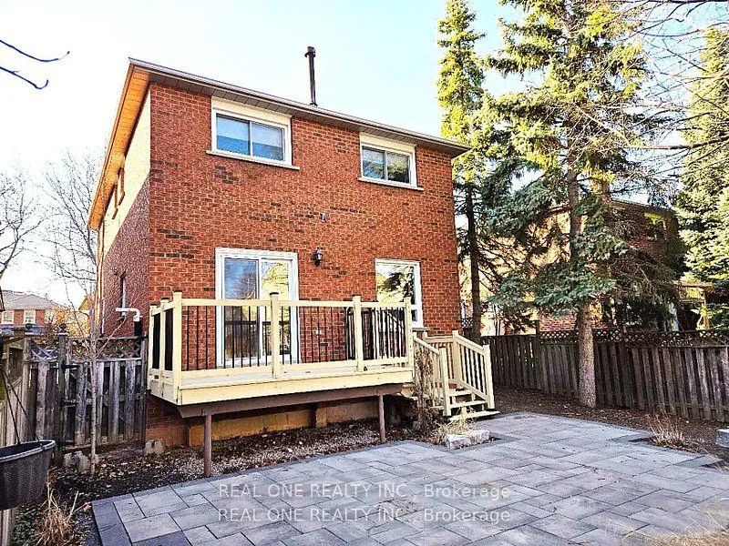 Photo 30 of 552 Marlatt Drive, Oakville, River Oaks — HOMEH