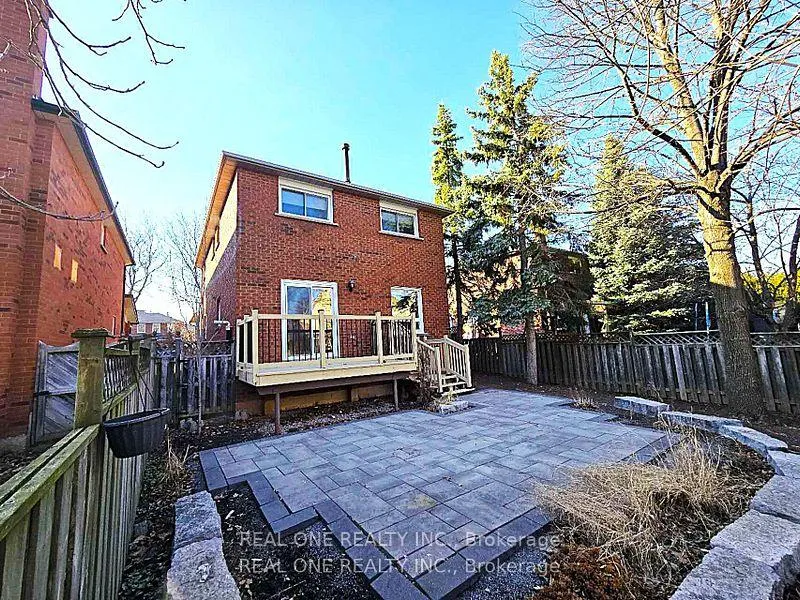 Photo 32 of 552 Marlatt Drive, Oakville, River Oaks — HOMEH